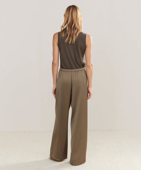 Demi Pant